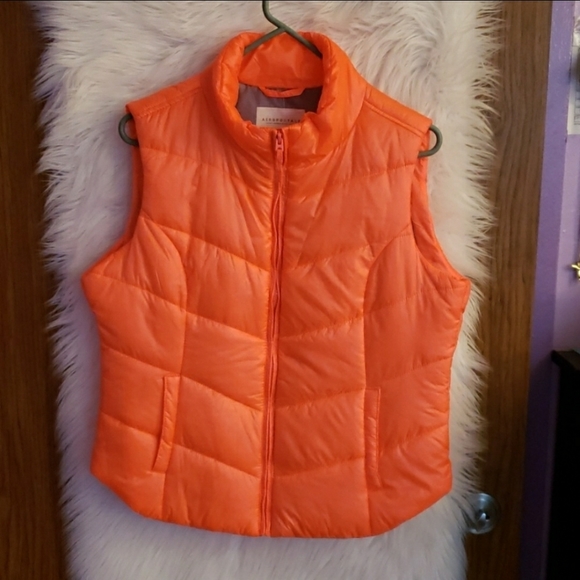 Aeropostale Jackets & Blazers - 🎈Gorgeous Puffer Vest ‼️SALE‼️